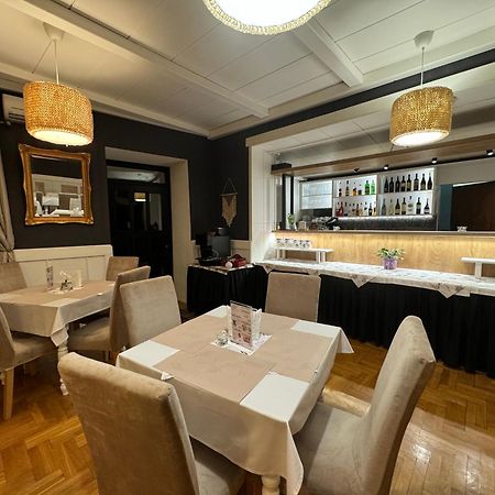 Hotel Sonata Дужники Здрой Екстериор снимка